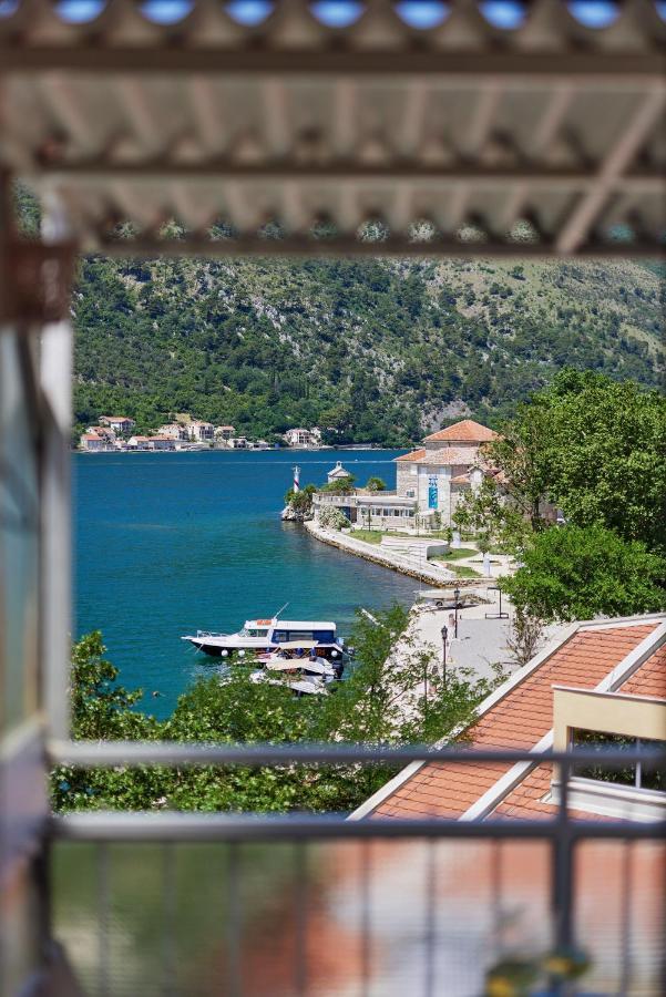 Apartment Plagenti With Sea View Kotor Exterior photo